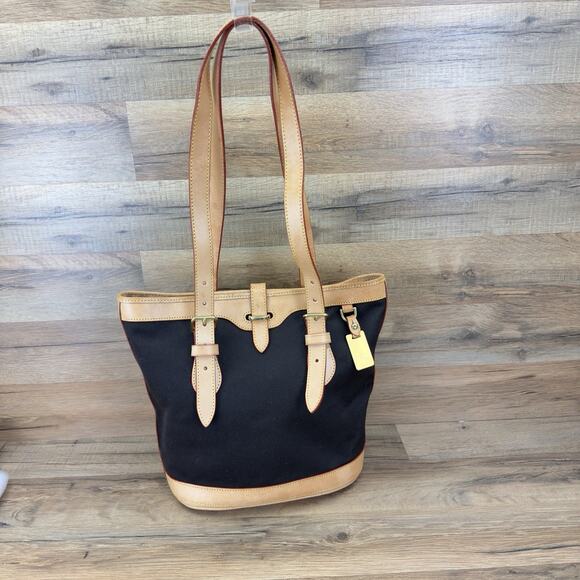 VTG Dooney & Bourke Bucket Shoulder Handbag/Tote Black/Brown Leather Trim - Picture 1 of 7